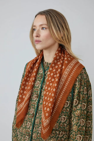 Carré d'Hiver 676 Toffee