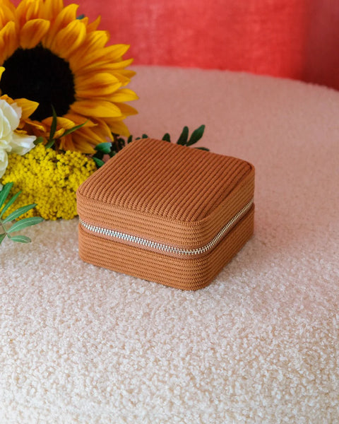 Boîte à Bijoux Corinne - Velours Côtelé