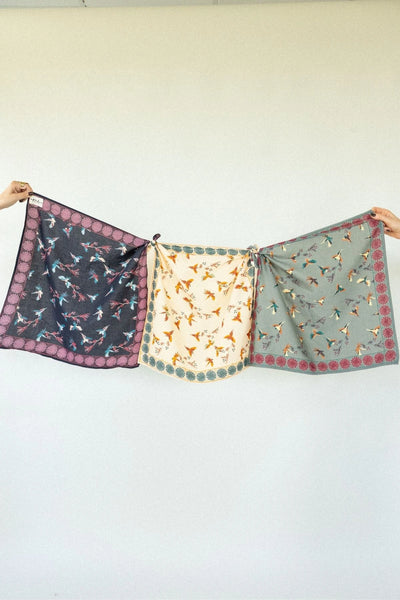 Carré Cerisier Grey