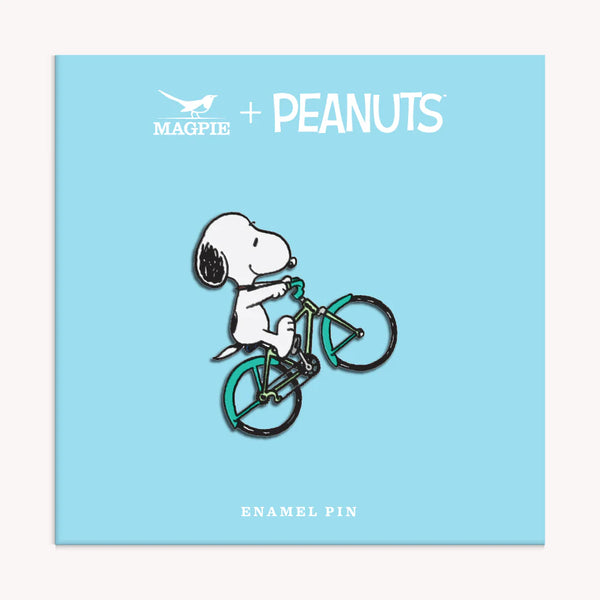 Pin's Snoopy Cycle