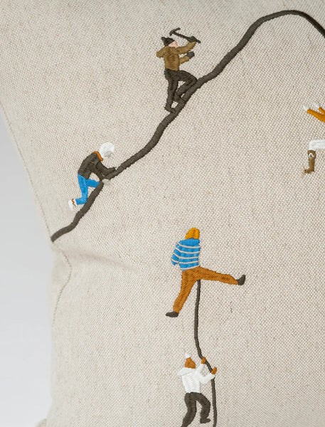 Coussin Brodé Escalade