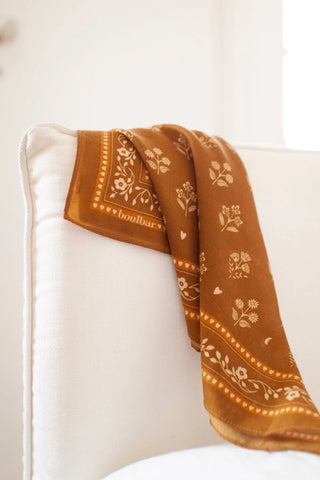 Petit Foulard Coton Fleurs Indiennes Safran