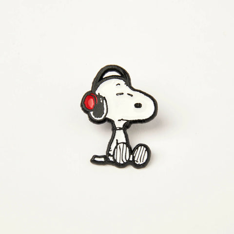 Pin's Snoopy Headphones
