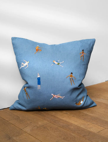Coussin Brodé Natation