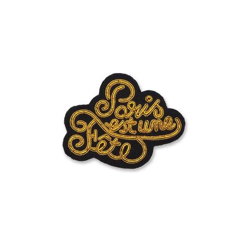 Broche Paris est une Fête