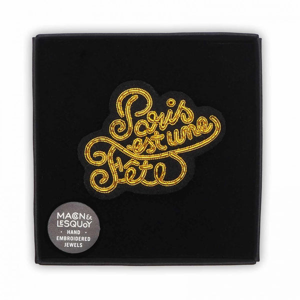 Broche Paris est une Fête