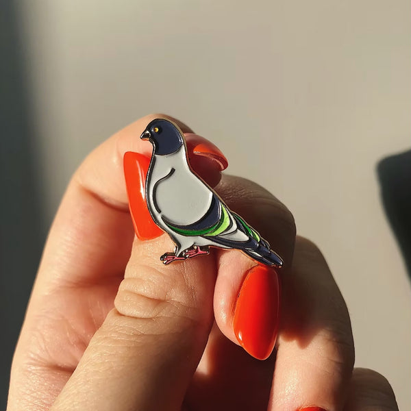 Pin's Pigeon
