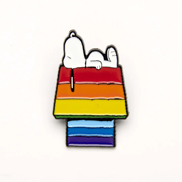 Pin's Snoopy Rainbow House