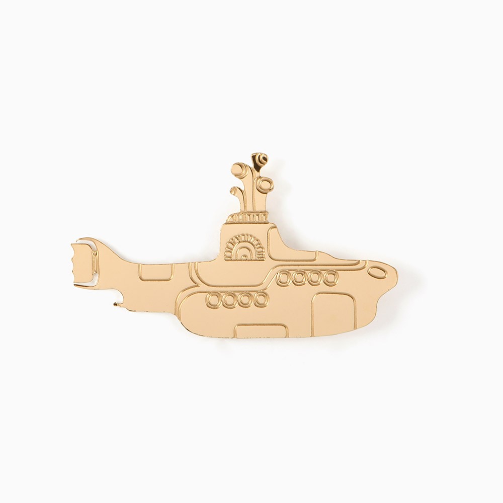 Pin's Yellow Submarine